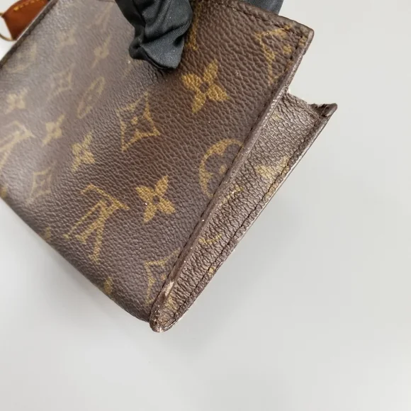 LOUIS VUITTON Classic Vintage Pouch Monogram print